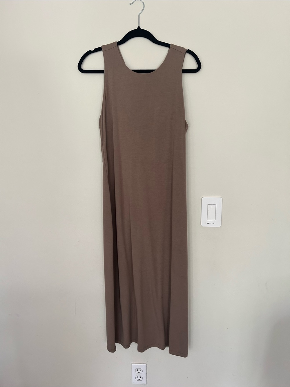 Women’s Sleeveless Taupe Maxi Dress – Effortless Everyday Style